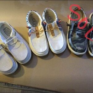 Hey Dude Shoes Size is Womens 8